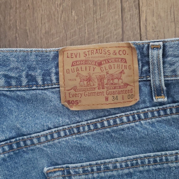 Vintage Levi's 505 Jean Short Cut Offs - Picture 5 of 10